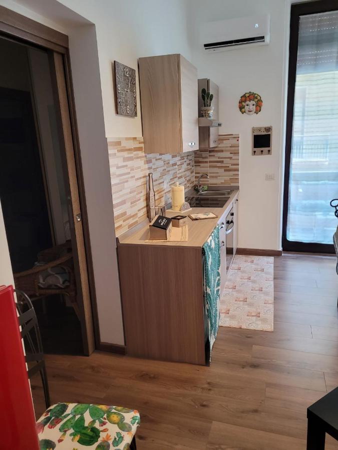La Dimora Di Enrico Appartement Catánia Buitenkant foto