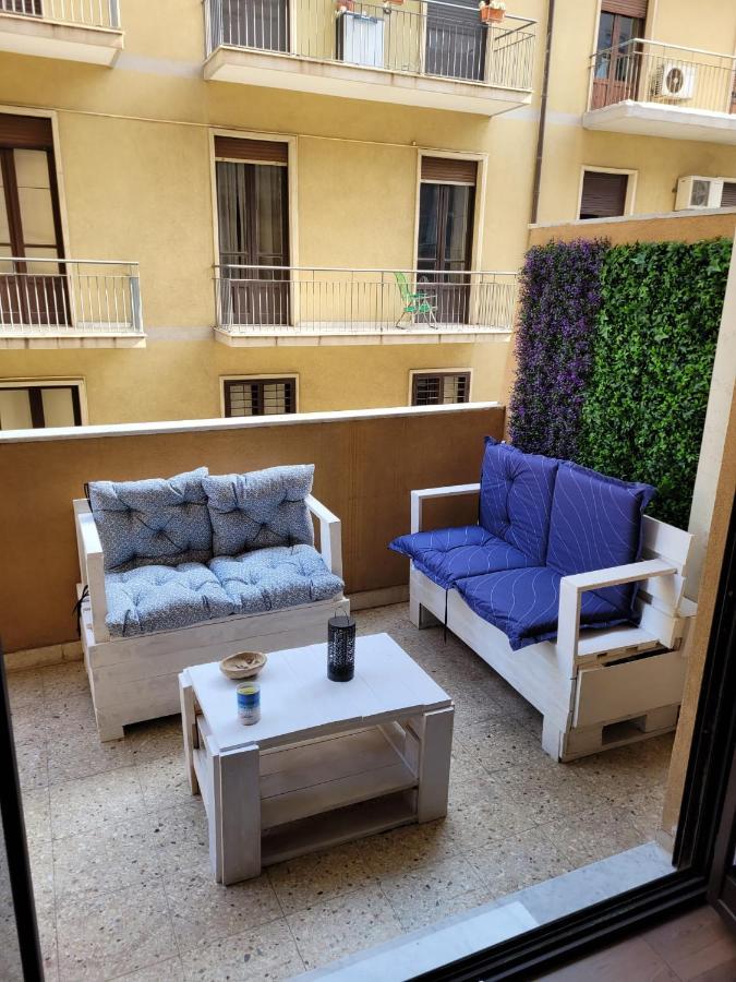La Dimora Di Enrico Appartement Catánia Buitenkant foto