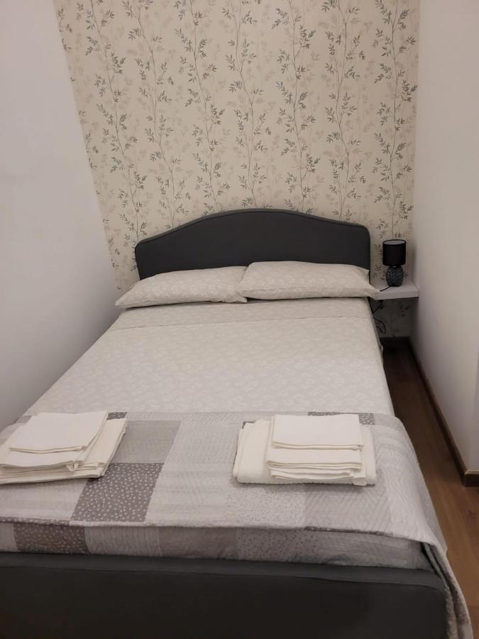 La Dimora Di Enrico Appartement Catánia Buitenkant foto