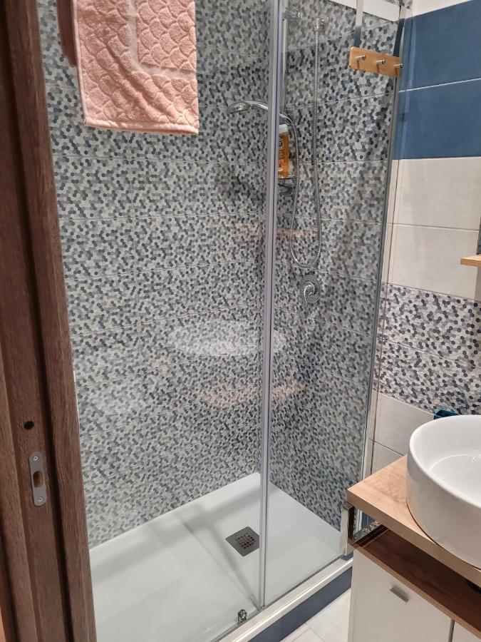La Dimora Di Enrico Appartement Catánia Buitenkant foto